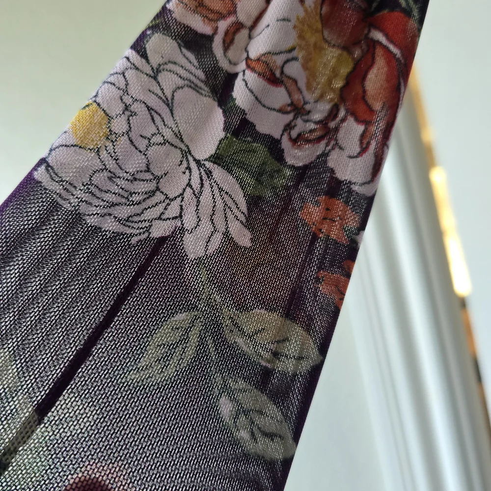 NWT Haute Monde Sheer Floral Blouse Top M Purple Romantic Ruffle Lightweight - Picture 6 of 10